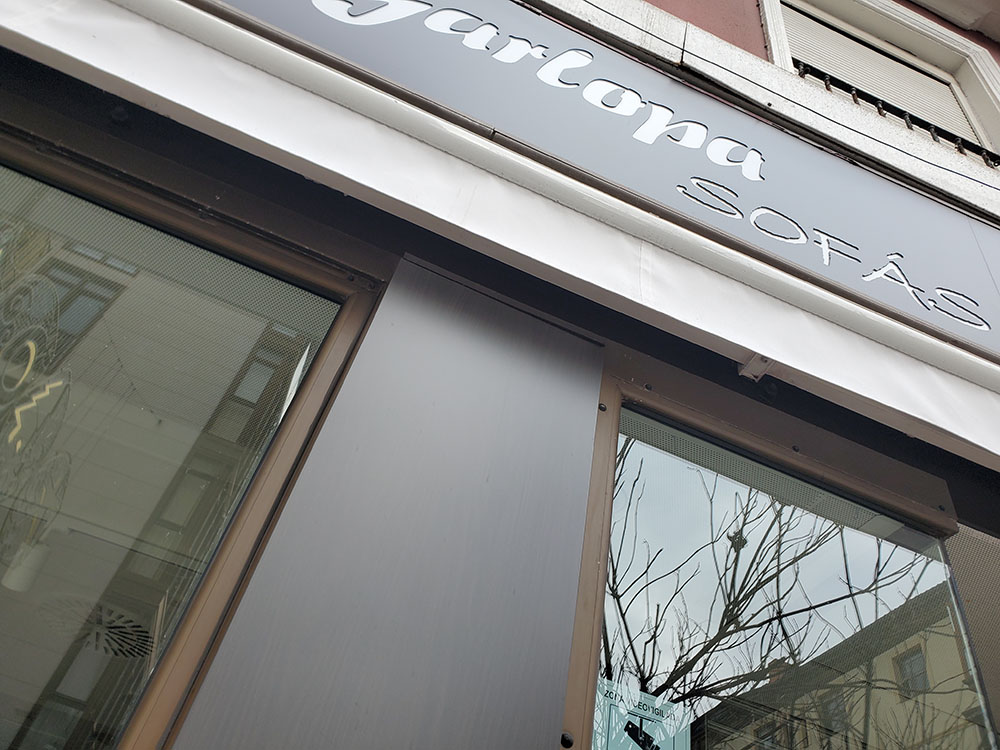 Fachada renovada composite madera instalado en Santander